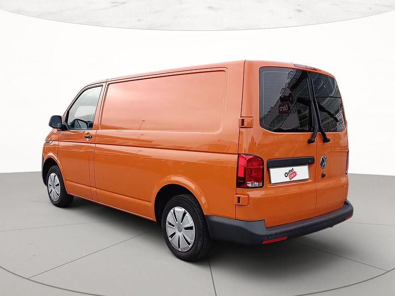 Usata VW T6.1 Business 150 CV (110 kW) 2022 Arancio brillante Furgone