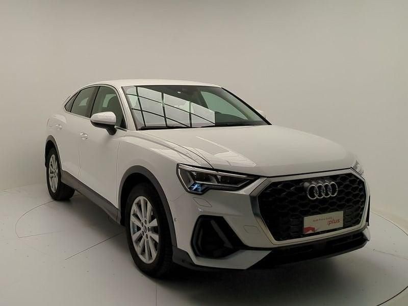 Bianco ibis Usata 2022 Audi Q3 Business Plus SUV | 34.900 € (Buon prezzo) - Immagine 1/4