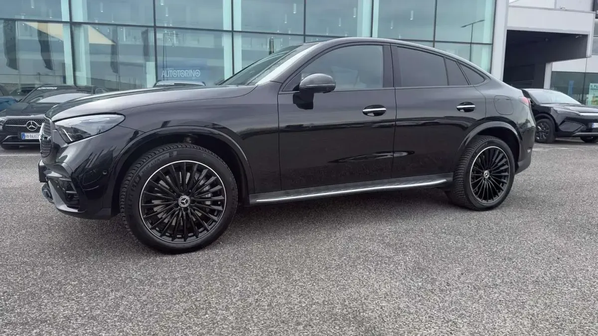 Usata Mercedes GLC400d AMG Line Premium 252 CV (185 kW) 2023 Nero SUV