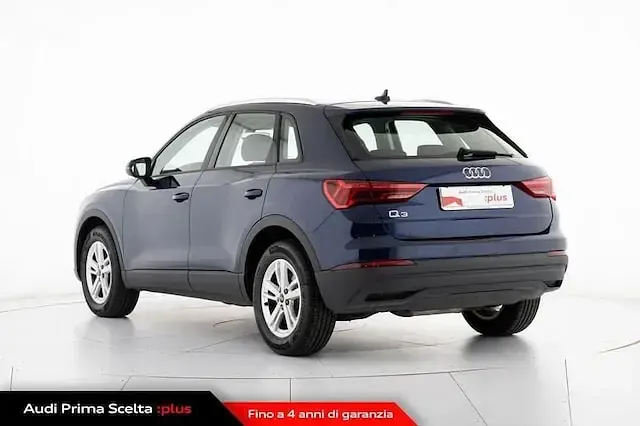 Usata Audi Q3 Business 150 CV (110 kW) 2023 Blu navarra metallizzato SUV