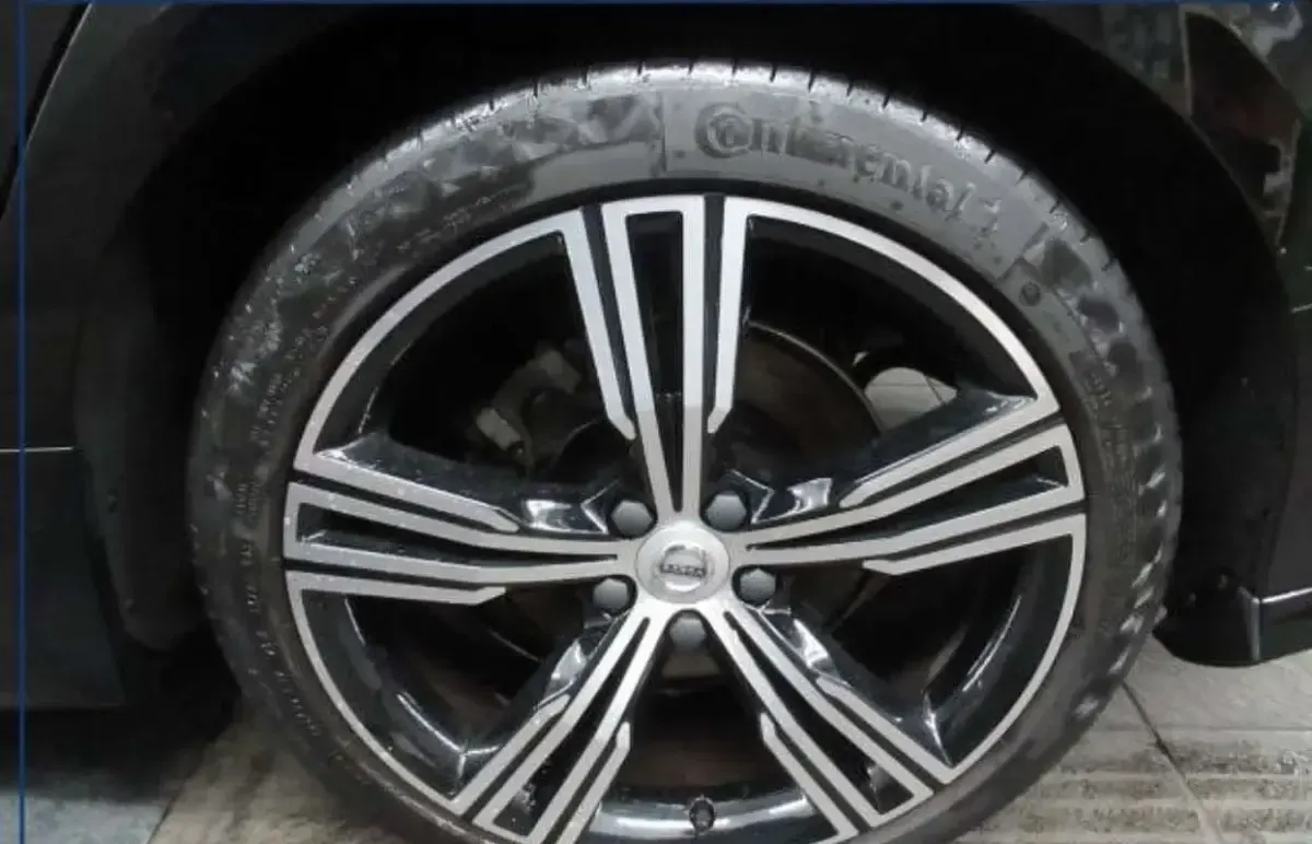 Usata Volvo V60 Inscription 150 CV (110 kW) 2018 Station wagon