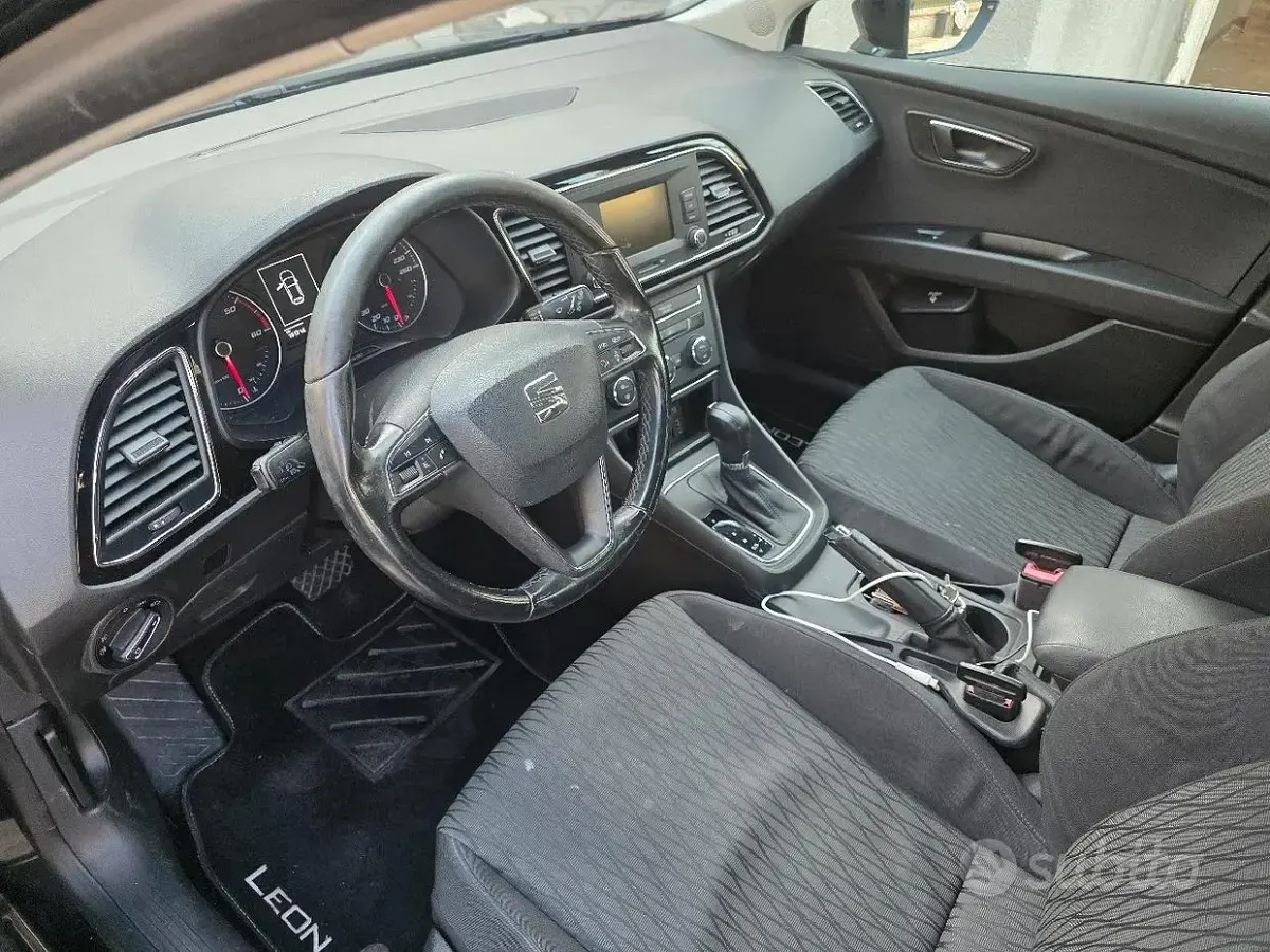 Usata Seat Leon Business 110 CV (80 kW) 2016 Nero Berlina