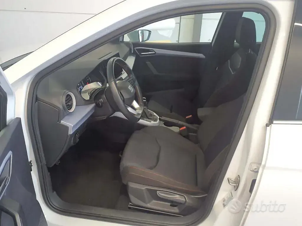 Usata Seat Arona FR 90 CV (66 kW) 2023 Bianco nevada SUV