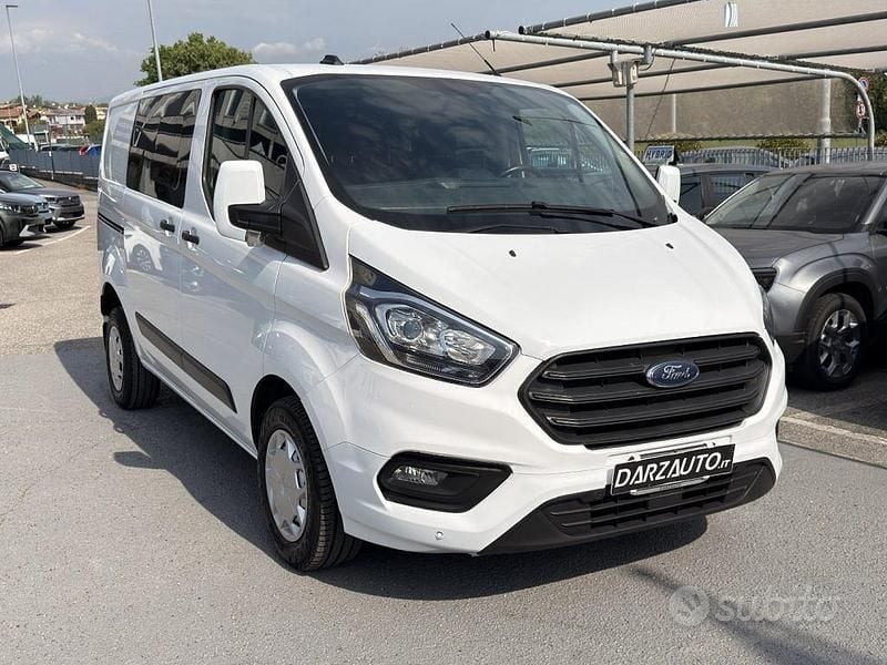 Occasion Ford Transit Custom Trend 131 ch (96 kW) 2021 Blanc Berline