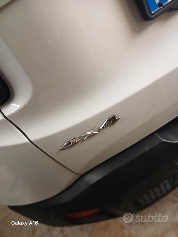 Usata Jeep Renegade 140 CV (102 kW) 2016 Bianco SUV