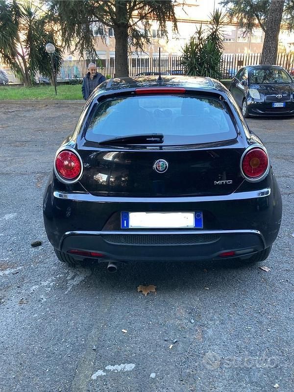 Usata Alfa Romeo MiTo 78 CV (57 kW) 2017 Nero Utilitaria