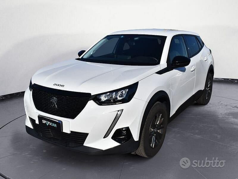 Bianco Usata 2022 Peugeot 2008 Active SUV | 17.900 € (Buon prezzo) - Immagine 1/4