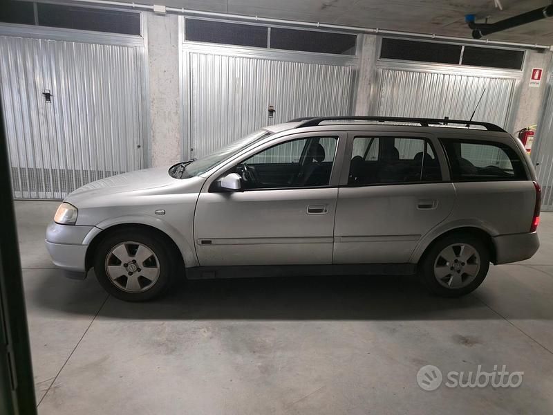 Usata Opel Astra 2005 Berlina