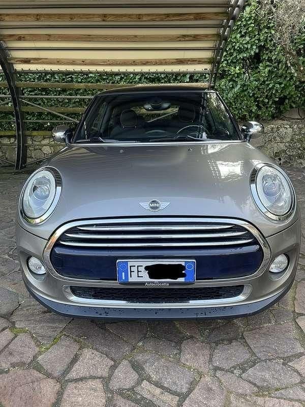 Usata Mini Cooper 116 CV (85 kW) 2016 Grigio Utilitaria