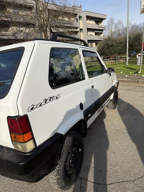 Usata Fiat Panda 4x4 Trekking 50 CV (36 kW) 1992 Utilitaria
