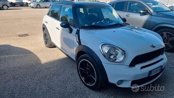 Usata Mini Cooper S Countryman 183 CV (134 kW) 2010 Bianco SUV