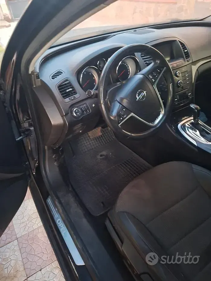 Usata Opel Insignia 160 CV (117 kW) 2009 Nero Station wagon