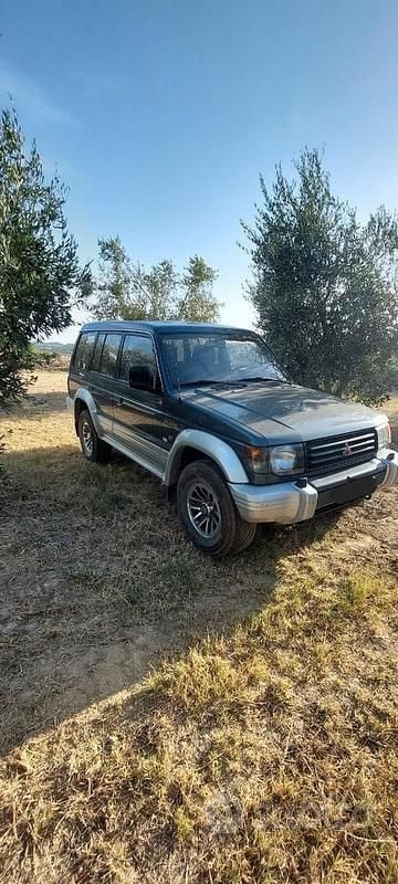 Usata Mitsubishi Pajero Top 99 CV (72 kW) 1992 SUV