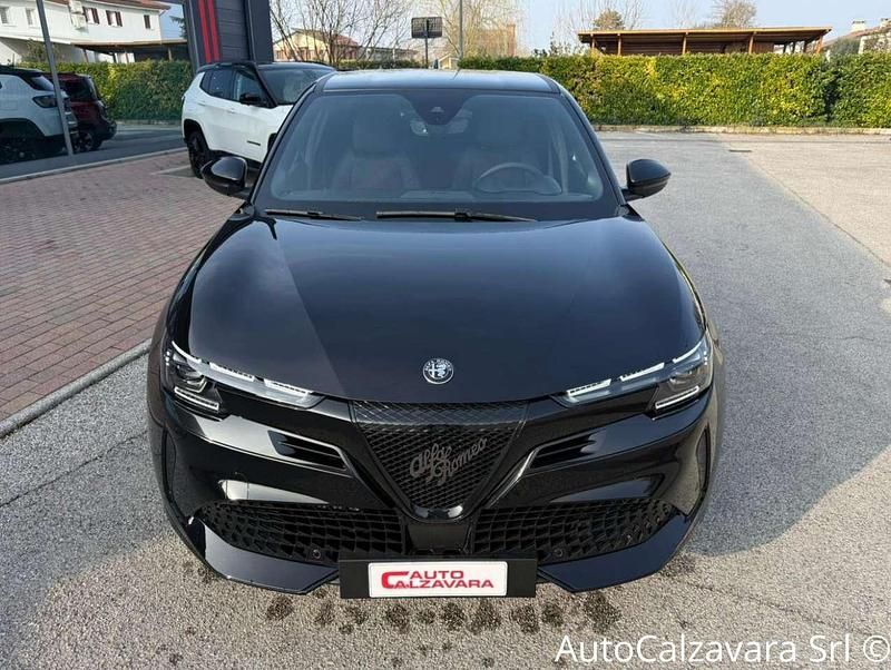 Nuova Alfa Romeo Junior 145 CV (106 kW) 2026 Nero tortona SUV