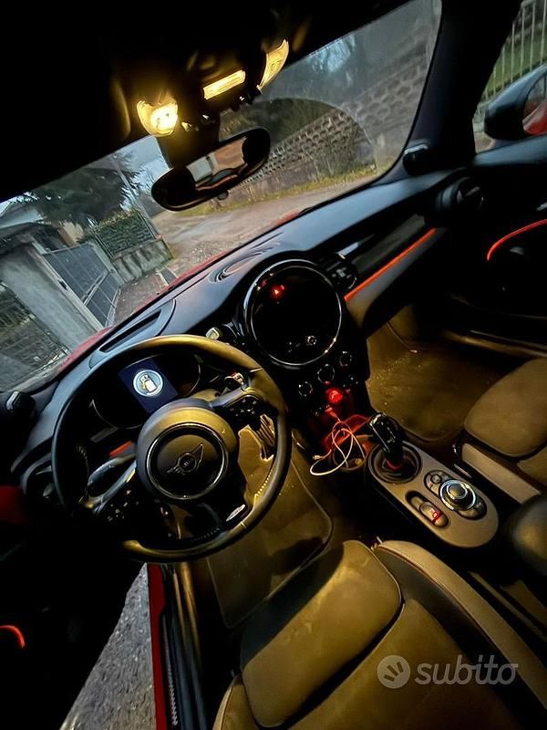 Usata Mini John Cooper Works 178 CV (130 kW) 2021 Rosso Utilitaria