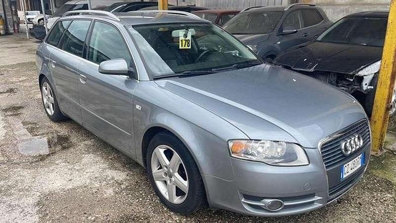 Usata 2005 Audi A4 Sport Station wagon | 3500 € (Buon prezzo) - Immagine 1/4
