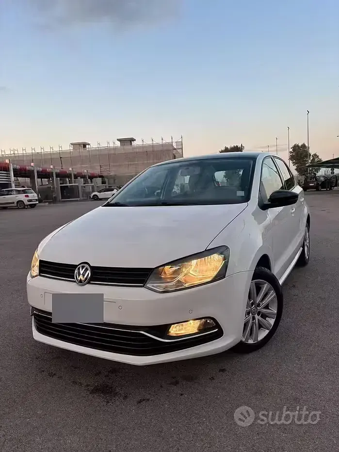 Usata VW Polo 90 CV (66 kW) 2018 Bianco Utilitaria