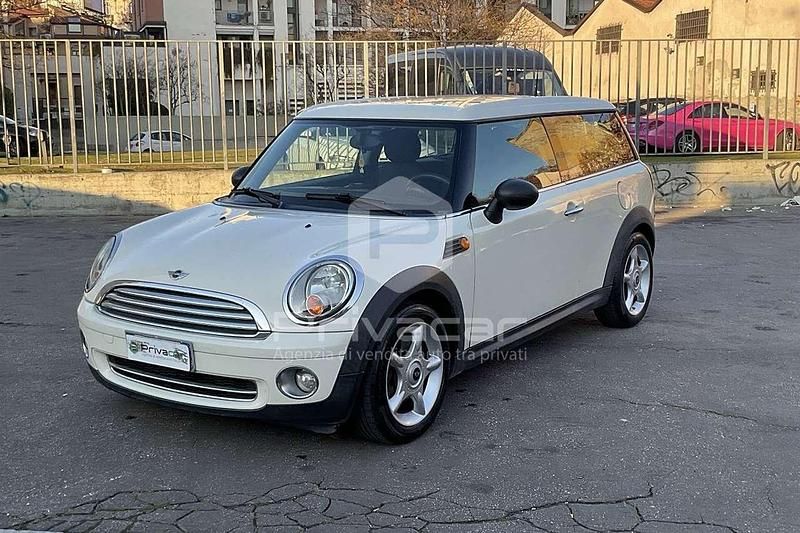 Bianco Usata 2009 Mini One Clubman Station wagon | 5500 € (Buon prezzo) - Immagine 1/4