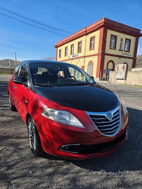 Usata Lancia Ypsilon 2013 Rosso Utilitaria
