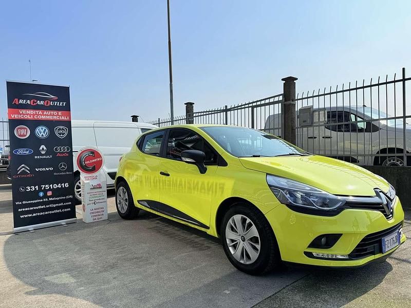 Usata Renault Clio IV Business 75 CV (55 kW) 2019 Giallo ral 1016 Berlina