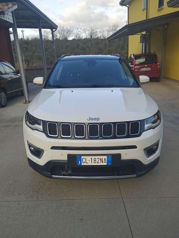 Usata Jeep Compass Limited 140 CV (102 kW) 2018 Bianco SUV