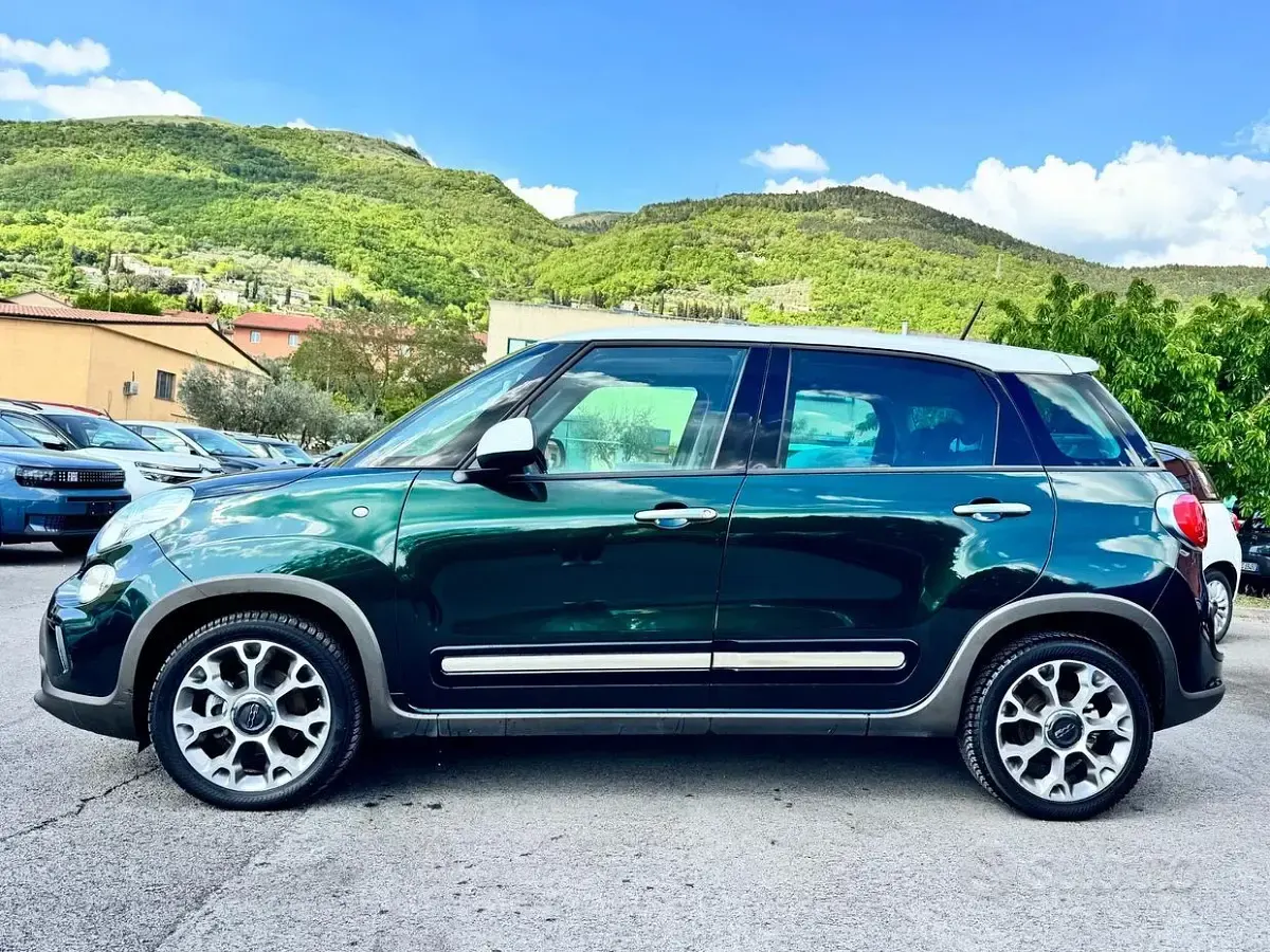 Usata Fiat 500L Trekking 105 CV (77 kW) 2014 Verde Monovolume