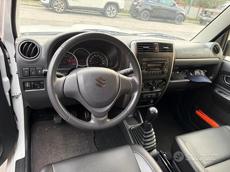 Usata Suzuki Jimny Limited 85 CV (62 kW) 2015 SUV