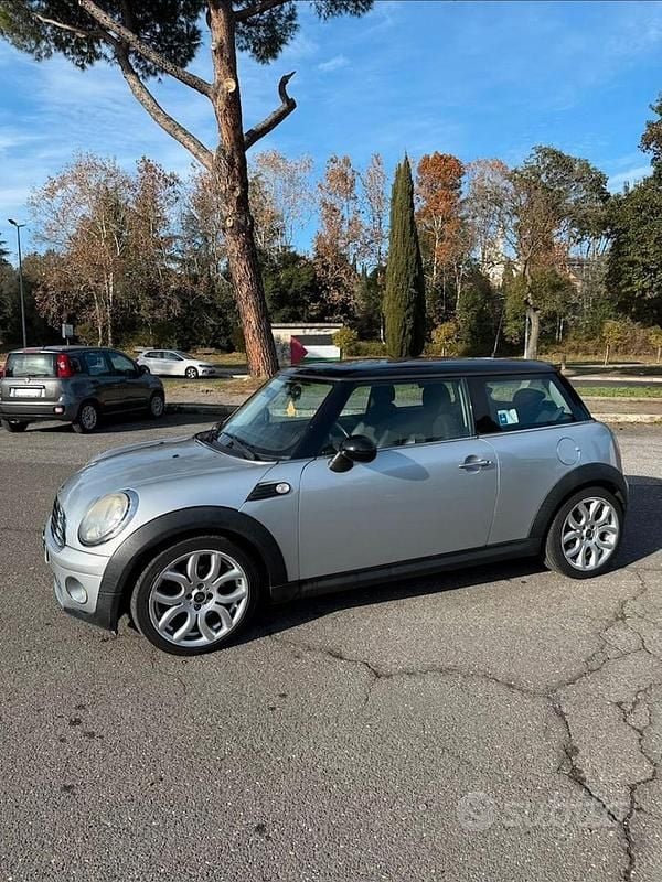 Grigio Usata 2009 Mini Cooper Utilitaria | 4200 € (Ottimo prezzo) - Immagine 1/4
