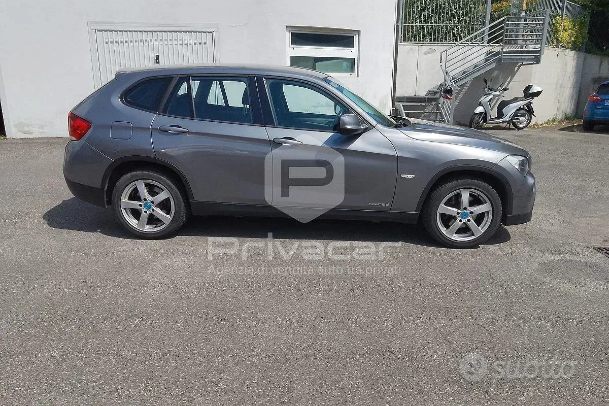 Usata BMW X1 143 CV (105 kW) 2011 Grigio SUV