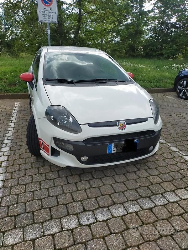 Usata Abarth Punto Evo 163 CV (119 kW) 2011 Bianco Utilitaria