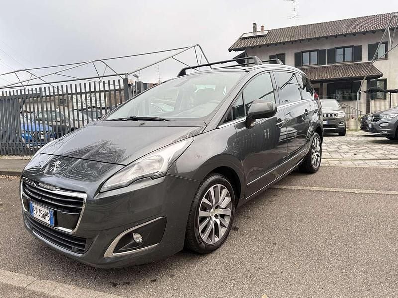 Usata Peugeot 5008 Allure 163 CV (119 kW) 2015 Grigio Monovolume