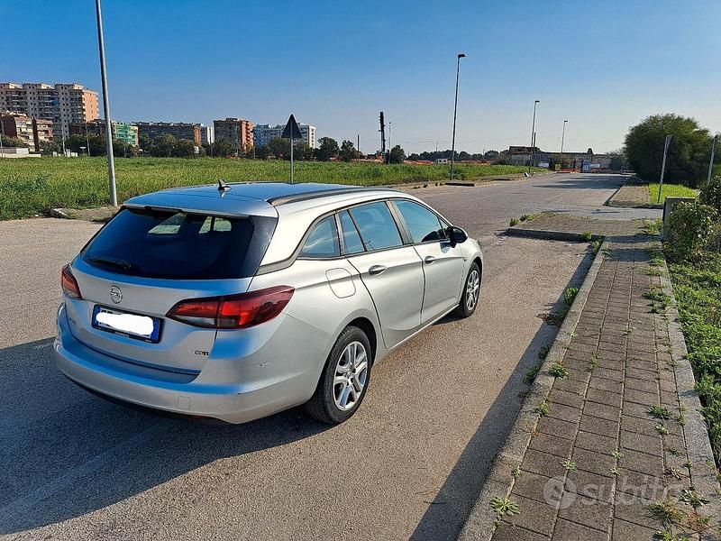 Usata Opel Astra 110 CV (80 kW) 2016 Grigio Station wagon