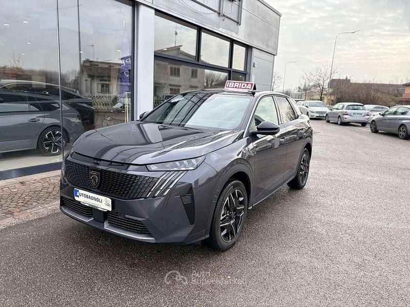Usata Peugeot 3008 GT 136 CV (100 kW) 2025 Grigio SUV