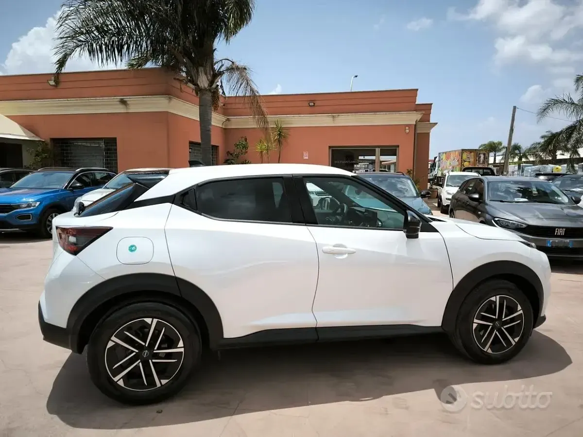 Usata Nissan Juke N-Connecta 114 CV (83 kW) 2025 Bianco SUV