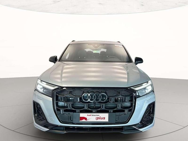 Usata Audi Q7 S-Line 286 CV (210 kW) 2025 Grigio satellite metallizzato SUV