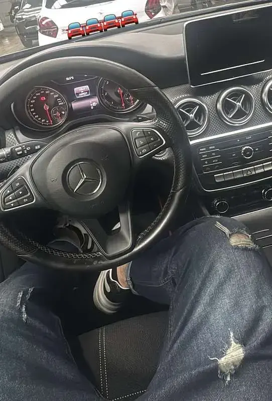 Usata Mercedes A180 109 CV (80 kW) 2015 Berlina