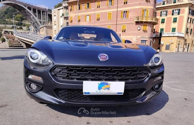 Usata Fiat 124 Spider Lusso 140 CV (102 kW) 2019 Grigio Cabrio