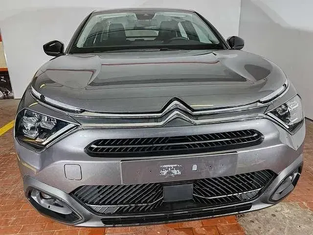 Usata Citroën C4 131 CV (96 kW) 2024 Grigio SUV