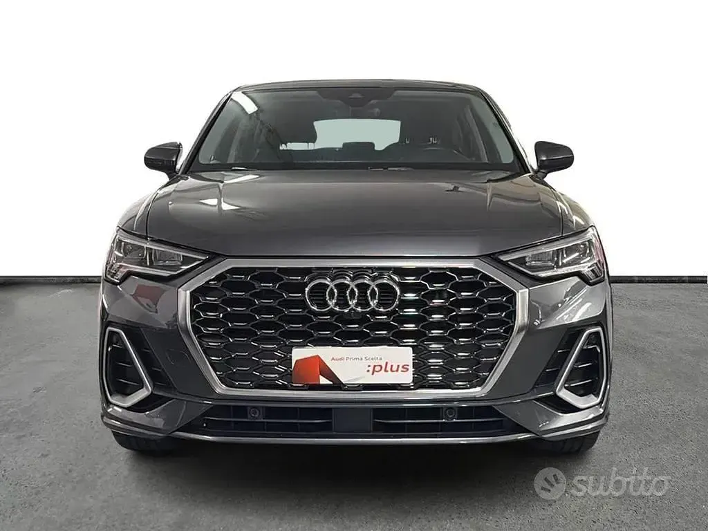 Usata Audi Q3 Sportback S-Line 150 CV (110 kW) 2022 Grigio SUV