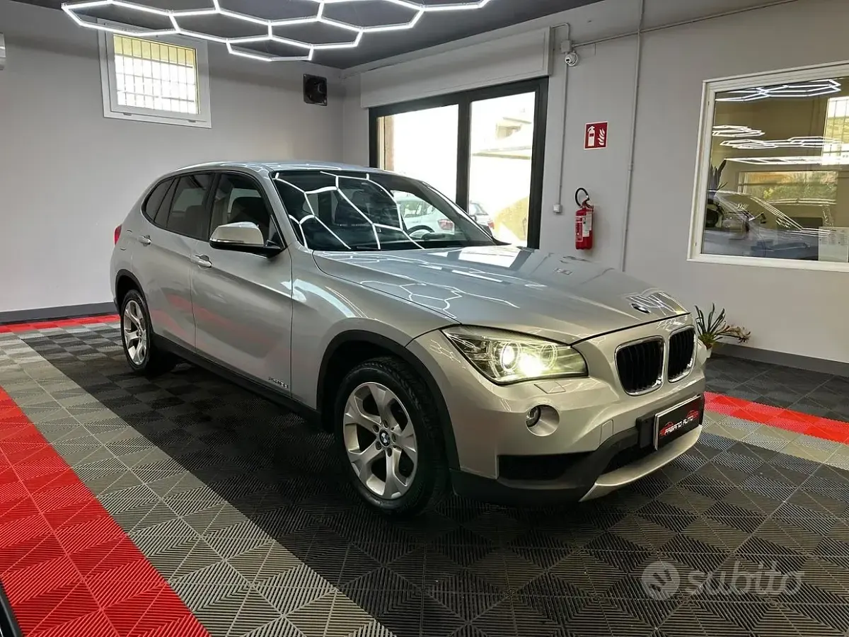 Usata BMW X1 143 CV (105 kW) 2013 Grigio SUV