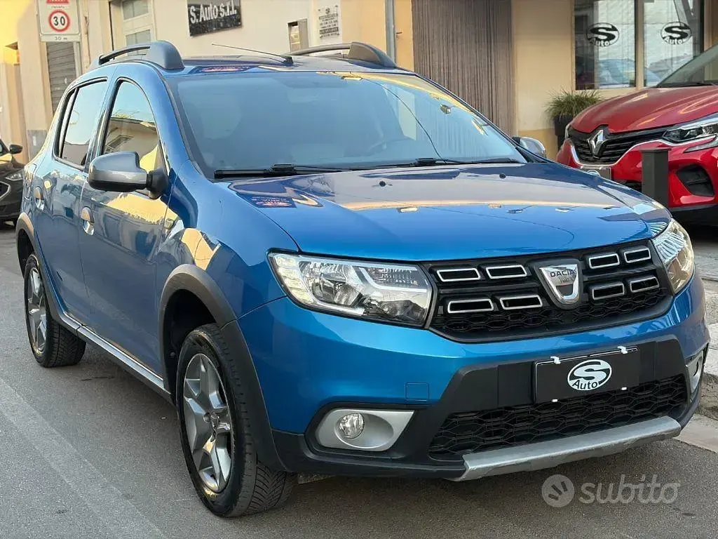 Usata Dacia Sandero Stepway 90 CV (66 kW) 2019 Azzurro Berlina