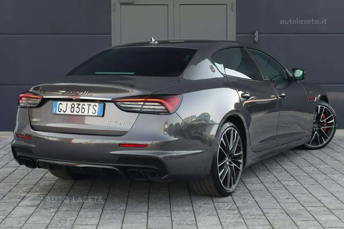 Usata Maserati Quattroporte 581 CV (427 kW) 2022 Grigio Berlina