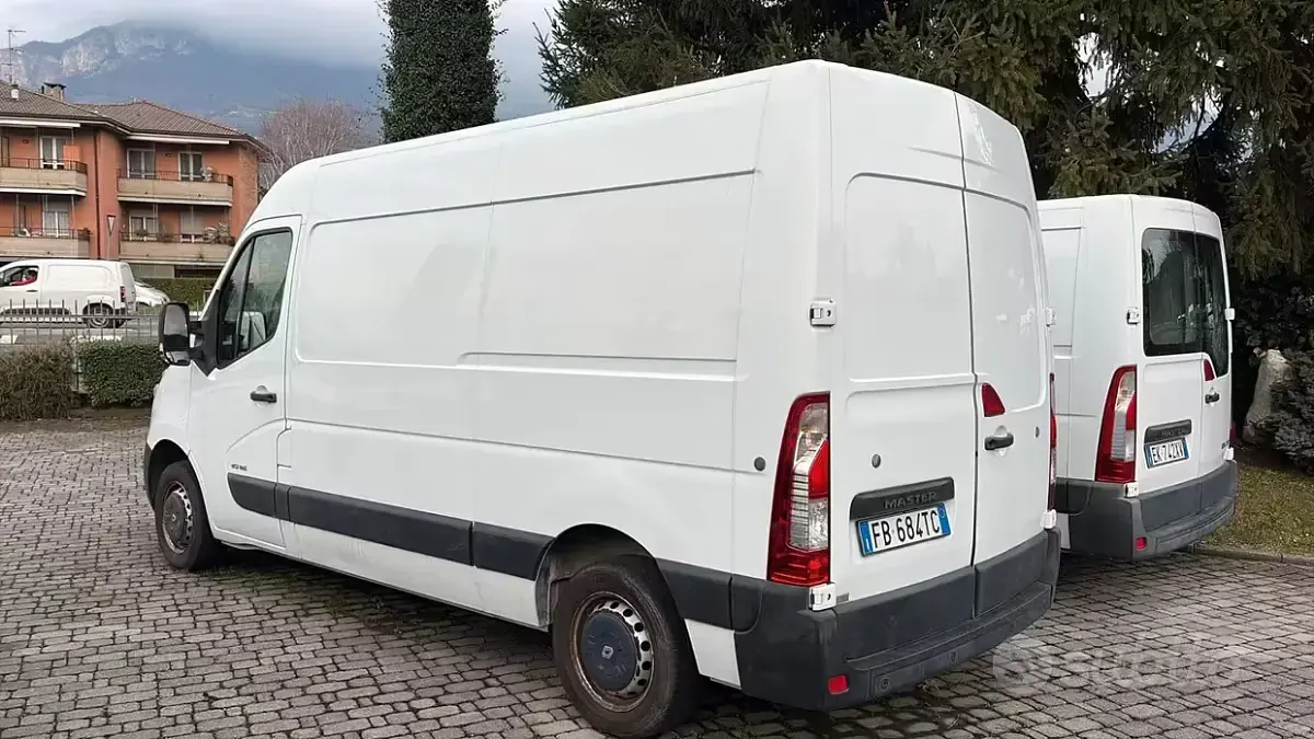 Usata Renault Master 125 CV (91 kW) 2015 Bianco Furgone