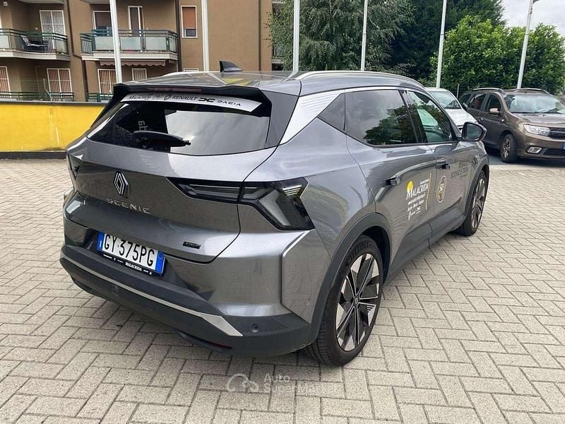 Usata Renault Scenic E-Tech Komfort 125 kW (170 CV) 2025 Grigio scuro SUV