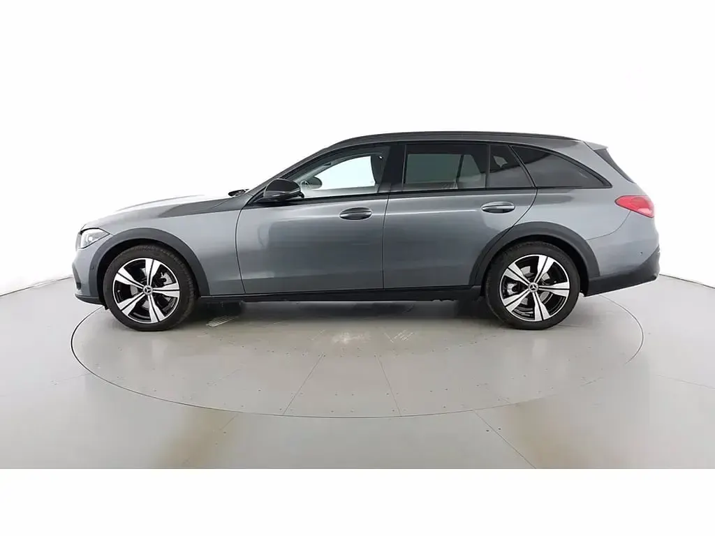 Usata Mercedes C220 Premium 200 CV (147 kW) 2022 Grigio Station wagon