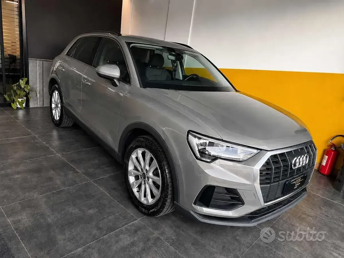 Usata Audi Q3 Business 150 CV (110 kW) 2021 Grigio SUV