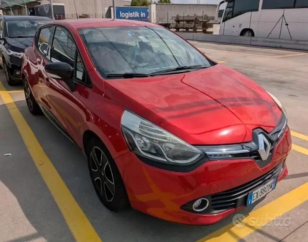 Usata Renault Clio IV 90 CV (66 kW) 2014 Rosso Berlina