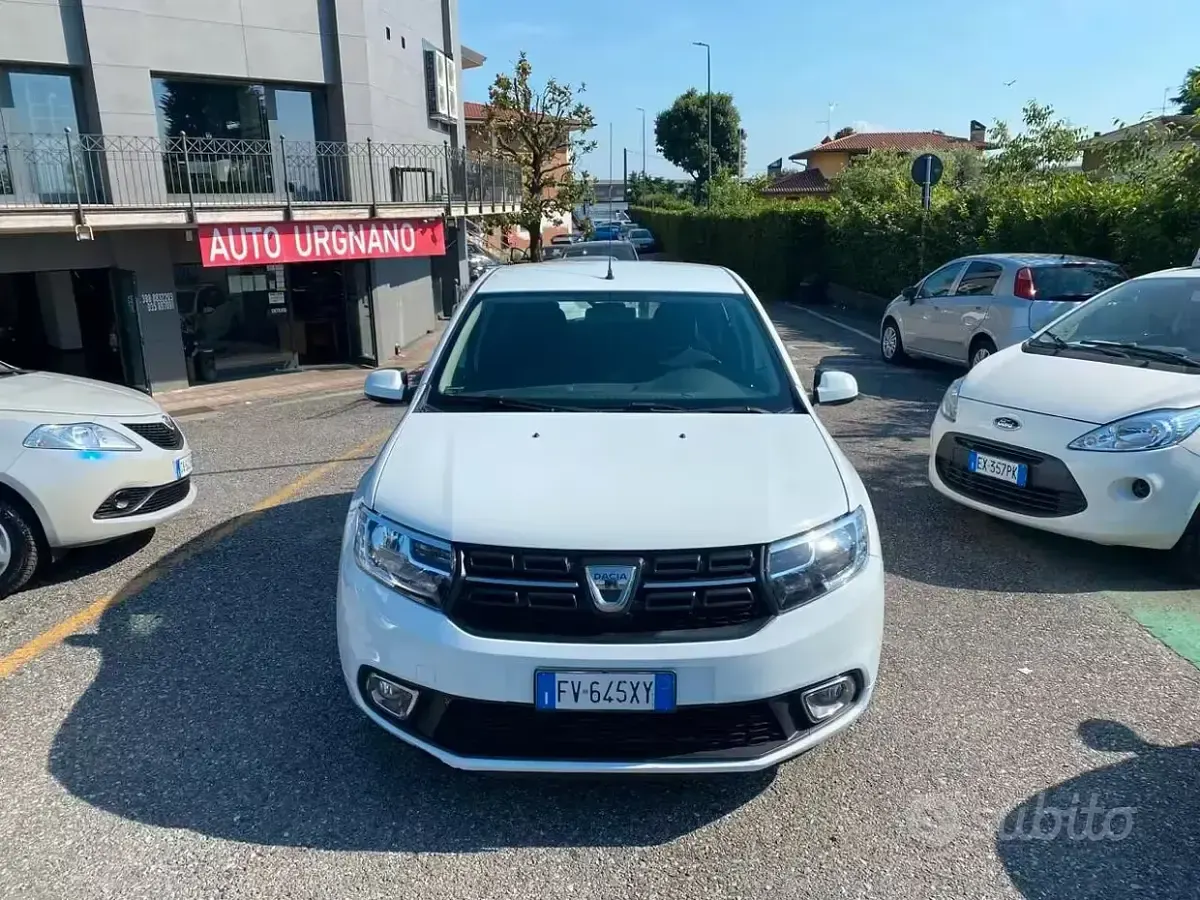 Usata Dacia Sandero Comfort 73 CV (53 kW) 2019 Bianco Berlina