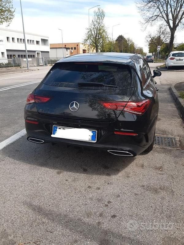 Usata Mercedes CLA180 Premium 2021 Berlina