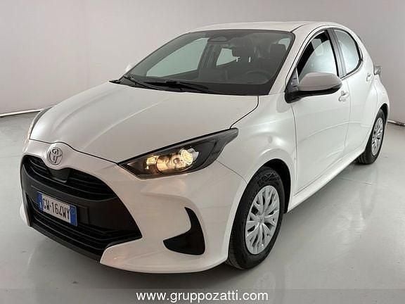 Bianco Usata 2024 Toyota Yaris Hybrid Active Berlina | 17.400 € (Super prezzo) - Immagine 1/4